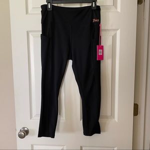 NWT Juicy Couture Women’s Capri Length Leggings